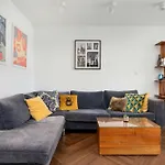Stylish 400 M To The Beach, Wifi & Smart Tv By Renters Gdańsk