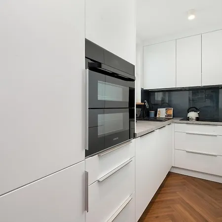 דירה Stylish 400 M To The Beach, Wifi & Smart Tv By Renters גדנסק