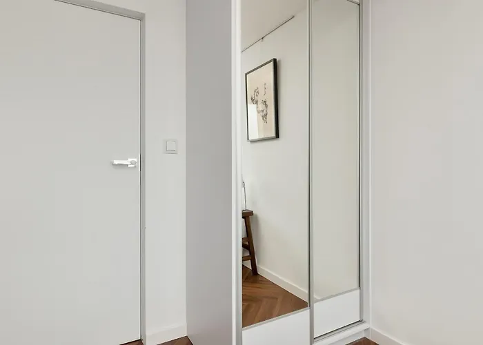 Stylish 400 M To The Beach, Wifi & Smart Tv By Renters Apartament Gdańsk