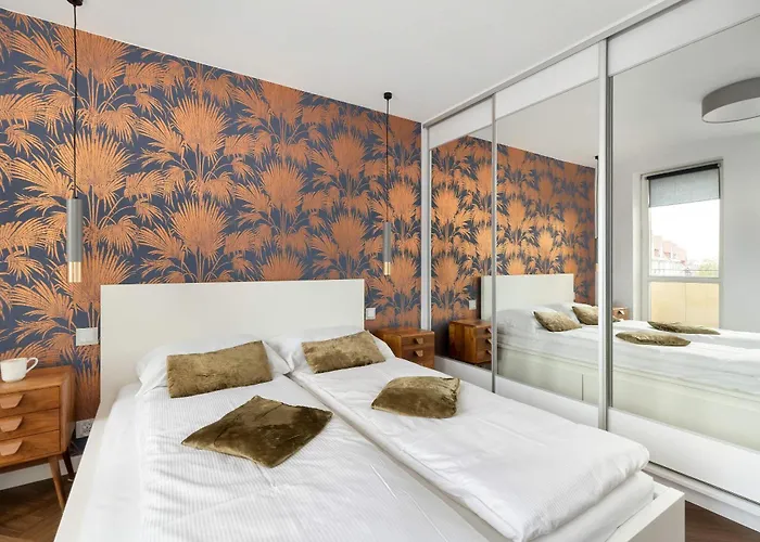 Stylish 400 M To The Beach, Wifi & Smart Tv By Renters Apartament